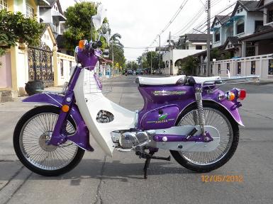 3. C90..สีม่วงเข้มเกร็ดมุข..(คันที่3)..เครื่องค้มต้อม+ปัดเงาฝาครอบ..20000